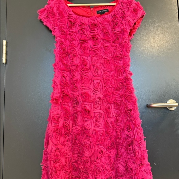 Pink Tartan elevates 3D Rosette Dress - size 6 in very very good cond Vivid! - Picture 11 of 13